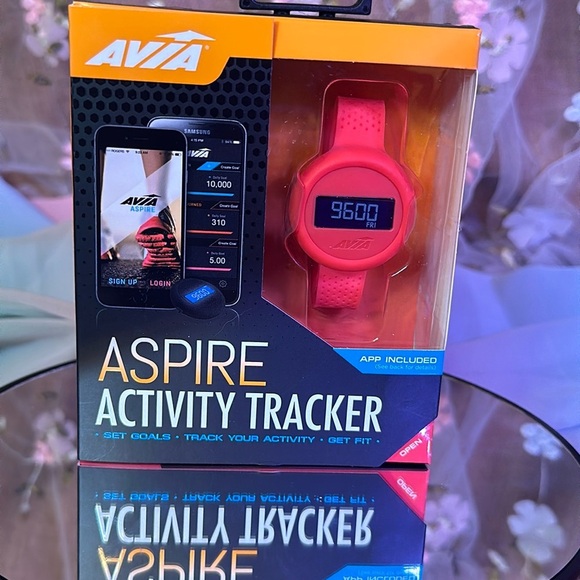 AVIA NIB Aspire Activity Tracker - Picture 1 of 7
